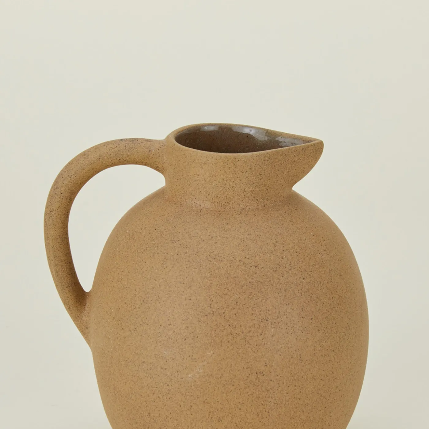 Bola Pitcher
