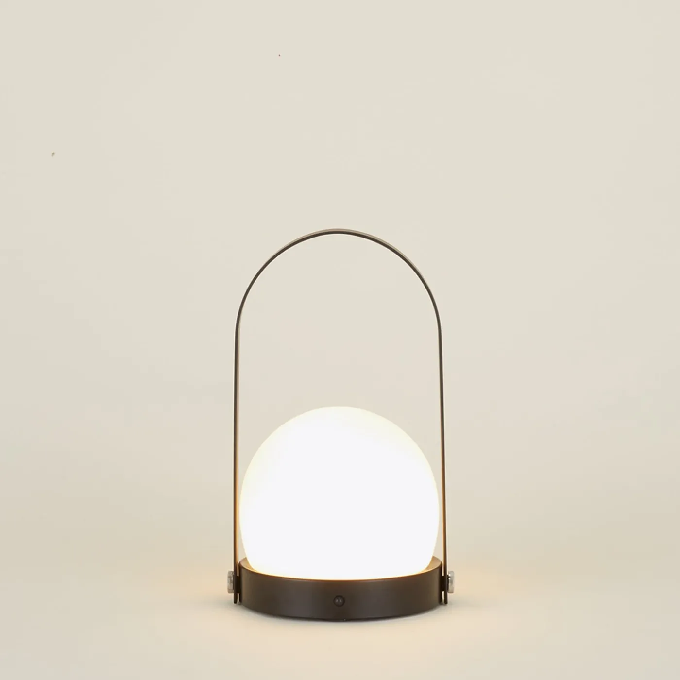 Carrie LED Lamp