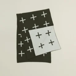 Cross Knit Throw