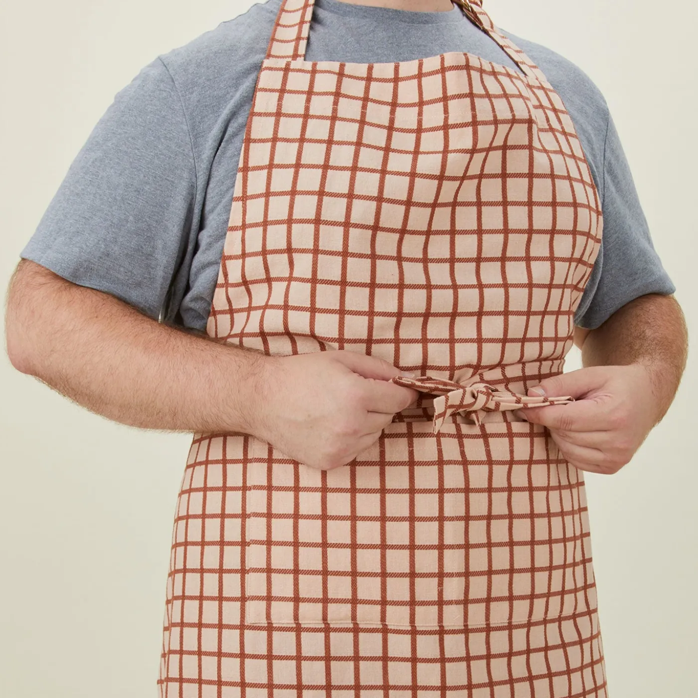 Essential Check Apron