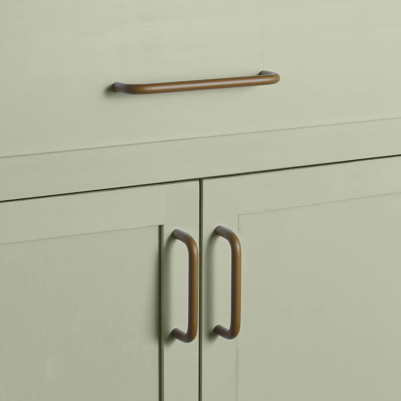 Essential Drawer Pull