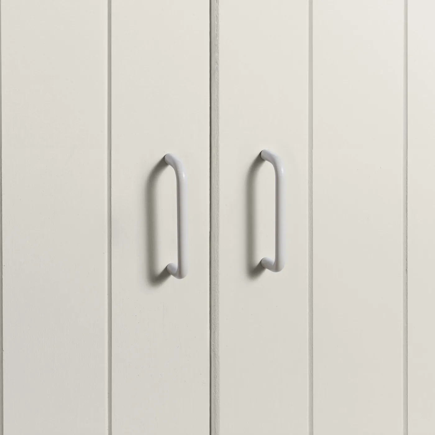 Essential Drawer Pull