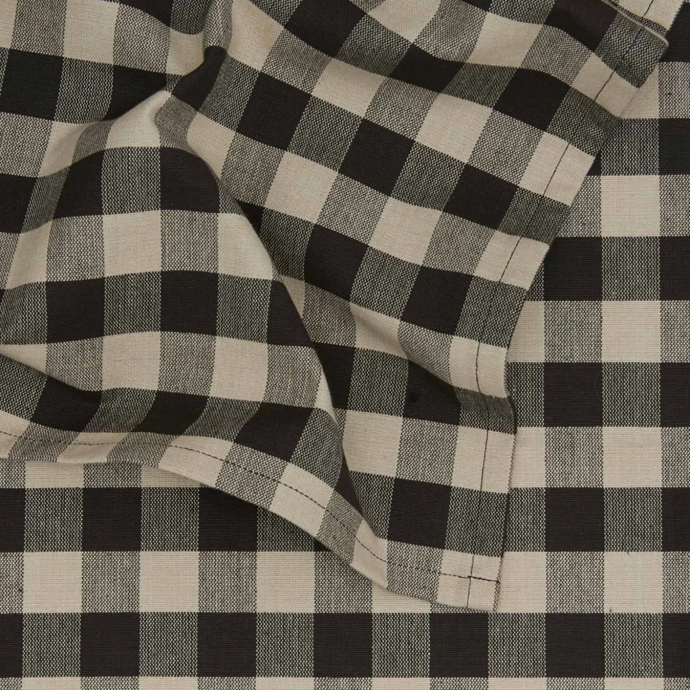 Essential Gingham Tablecloth