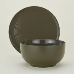 Essential Serveware Set