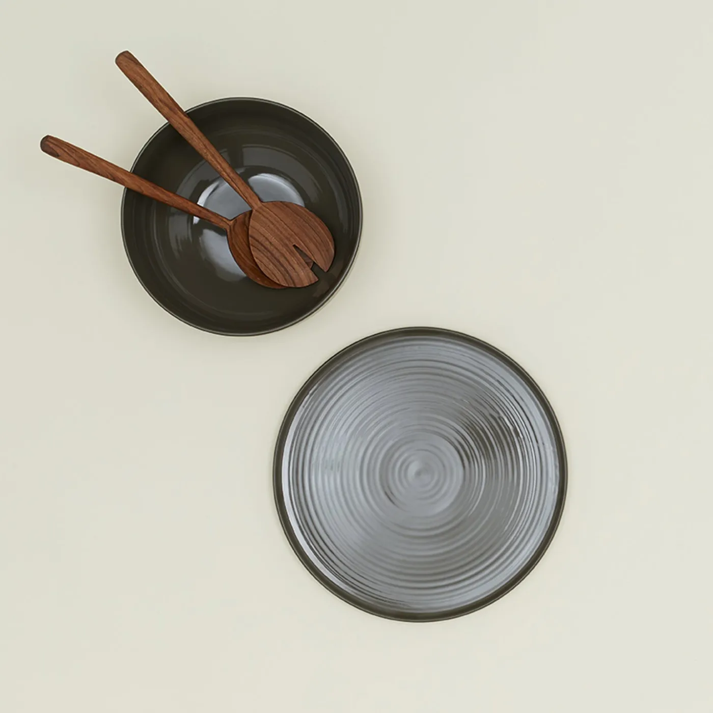 Essential Serving Bowl