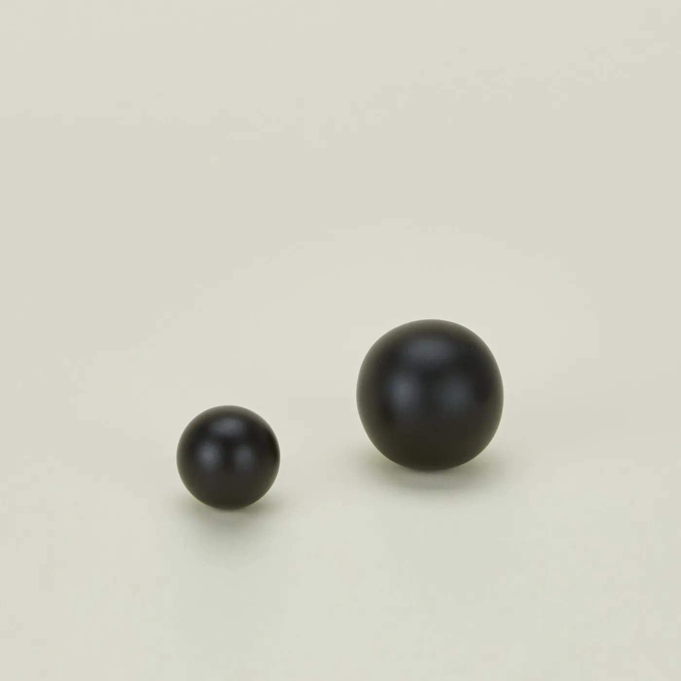 Essential Sphere Knob