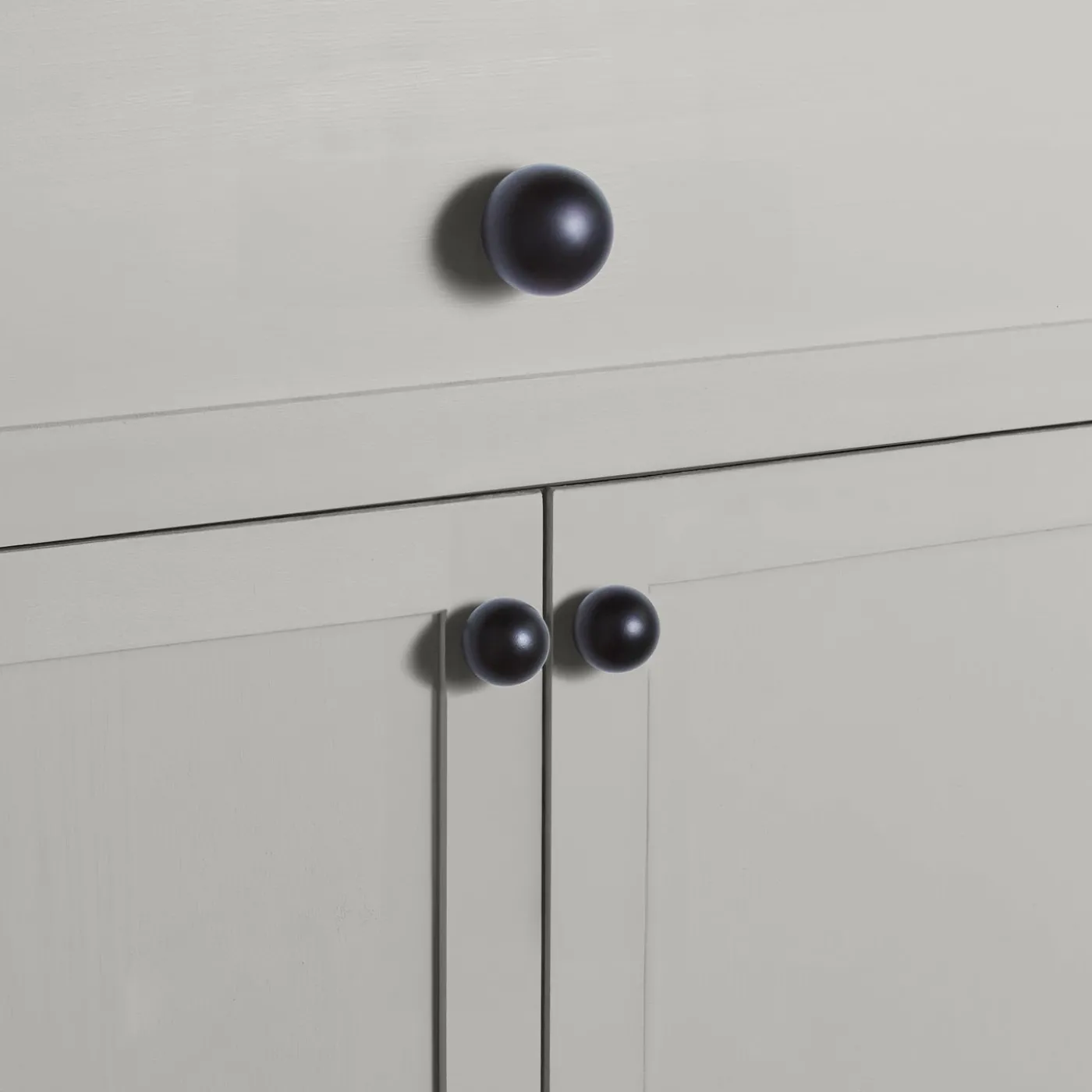 Essential Sphere Knob