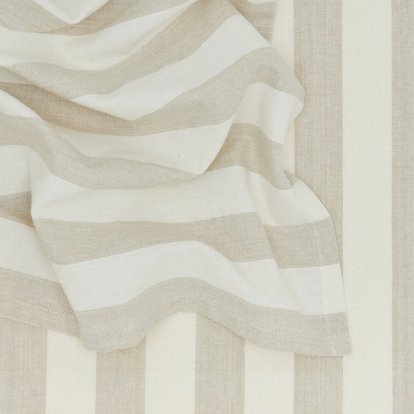 Essential Striped Dinner Napkin, Set of 4