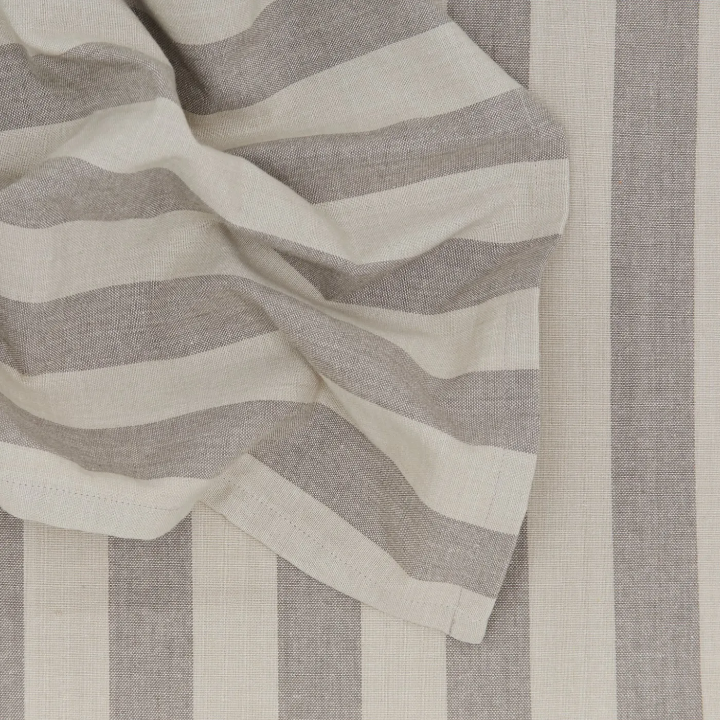 Essential Striped Dinner Napkin, Set of 4