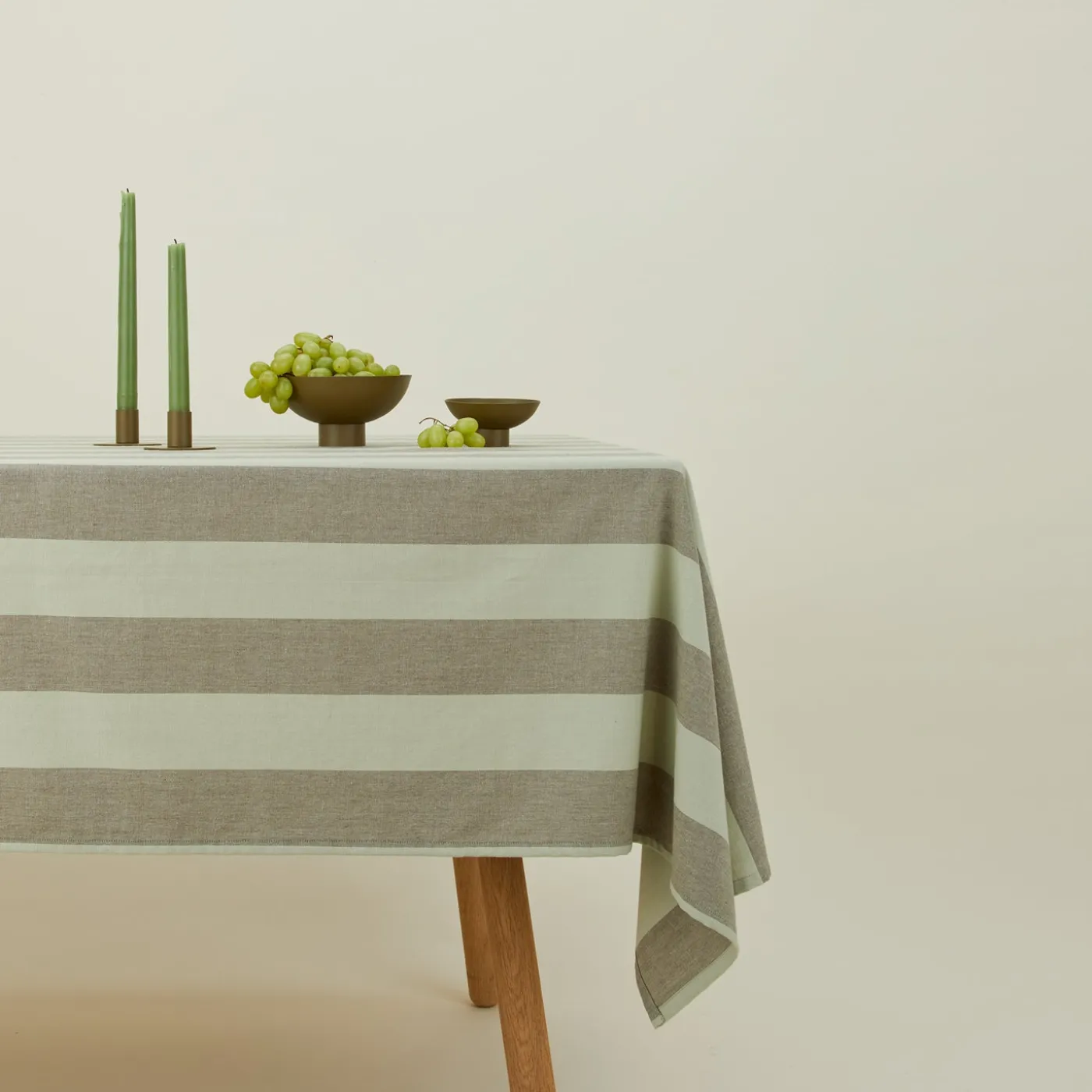 Essential Striped Tablecloth