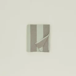 Essential Striped Tablecloth