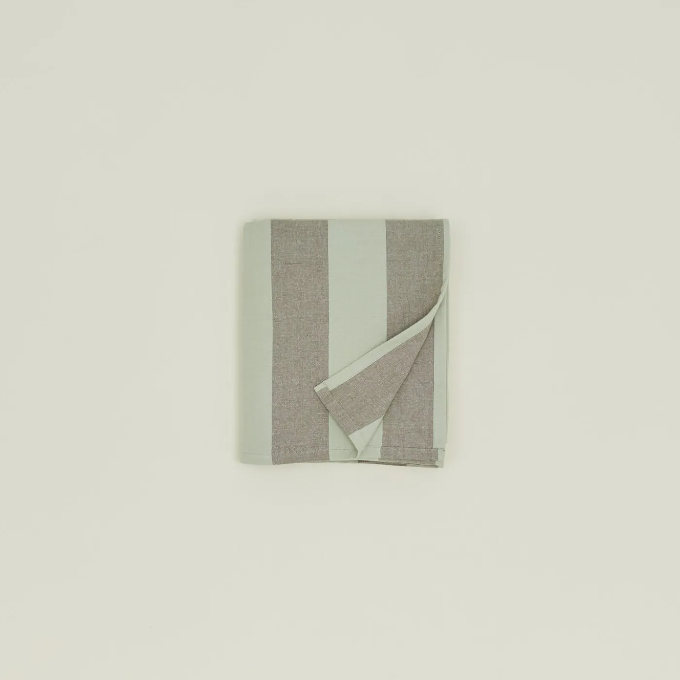 Essential Striped Tablecloth