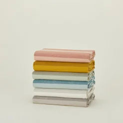 Essential Striped Tablecloth