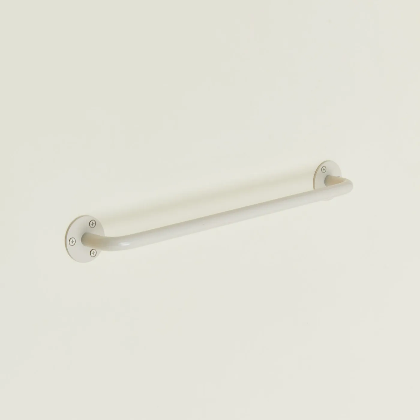 Essential Towel Bar