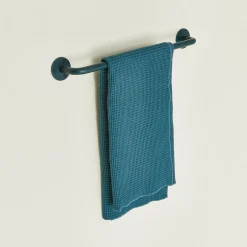 Essential Towel Bar
