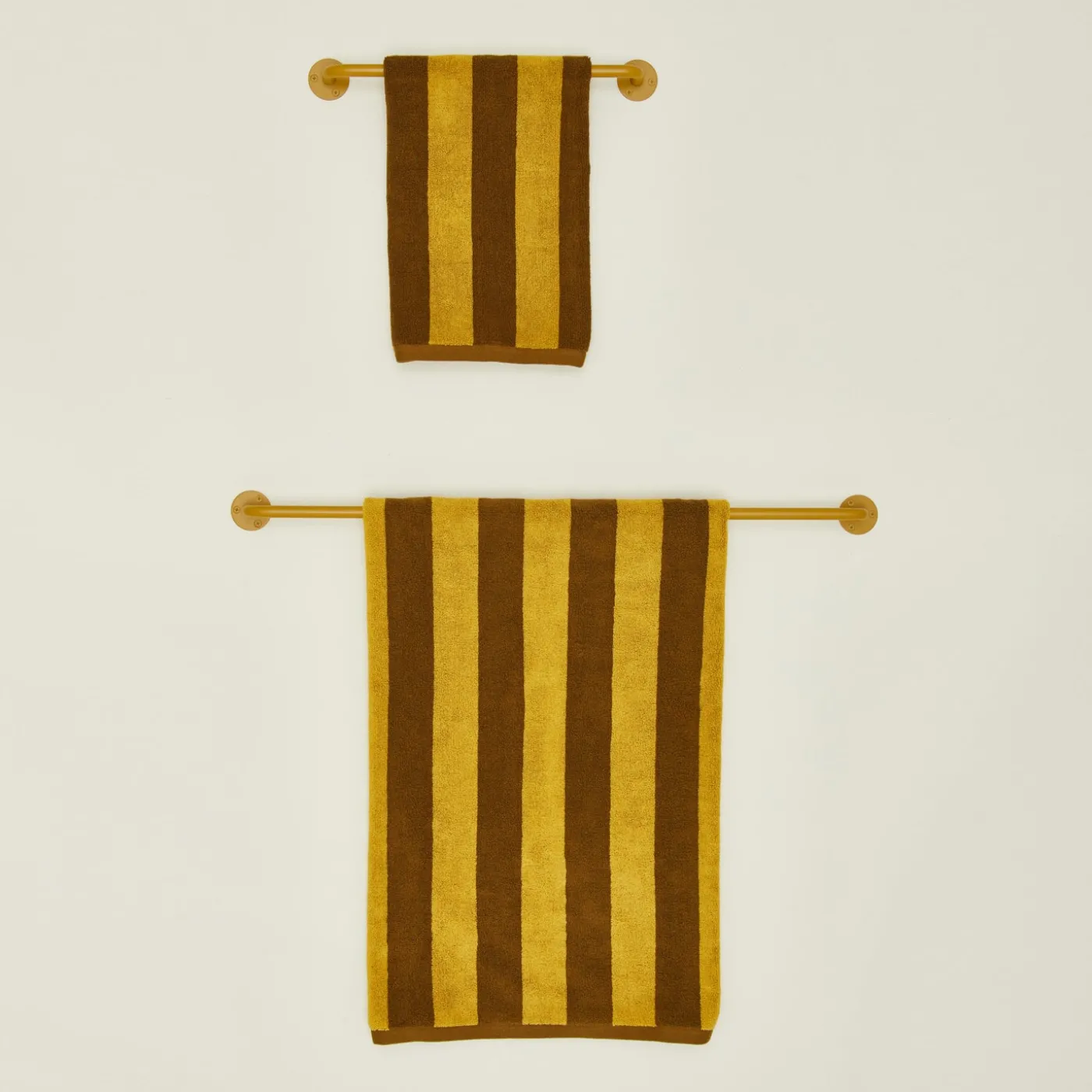 Essential Towel Bar