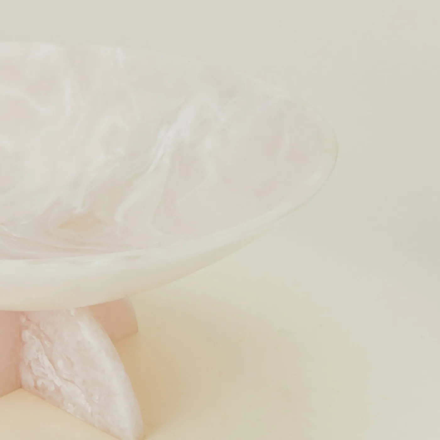 Flow Resin Fruit Bowl