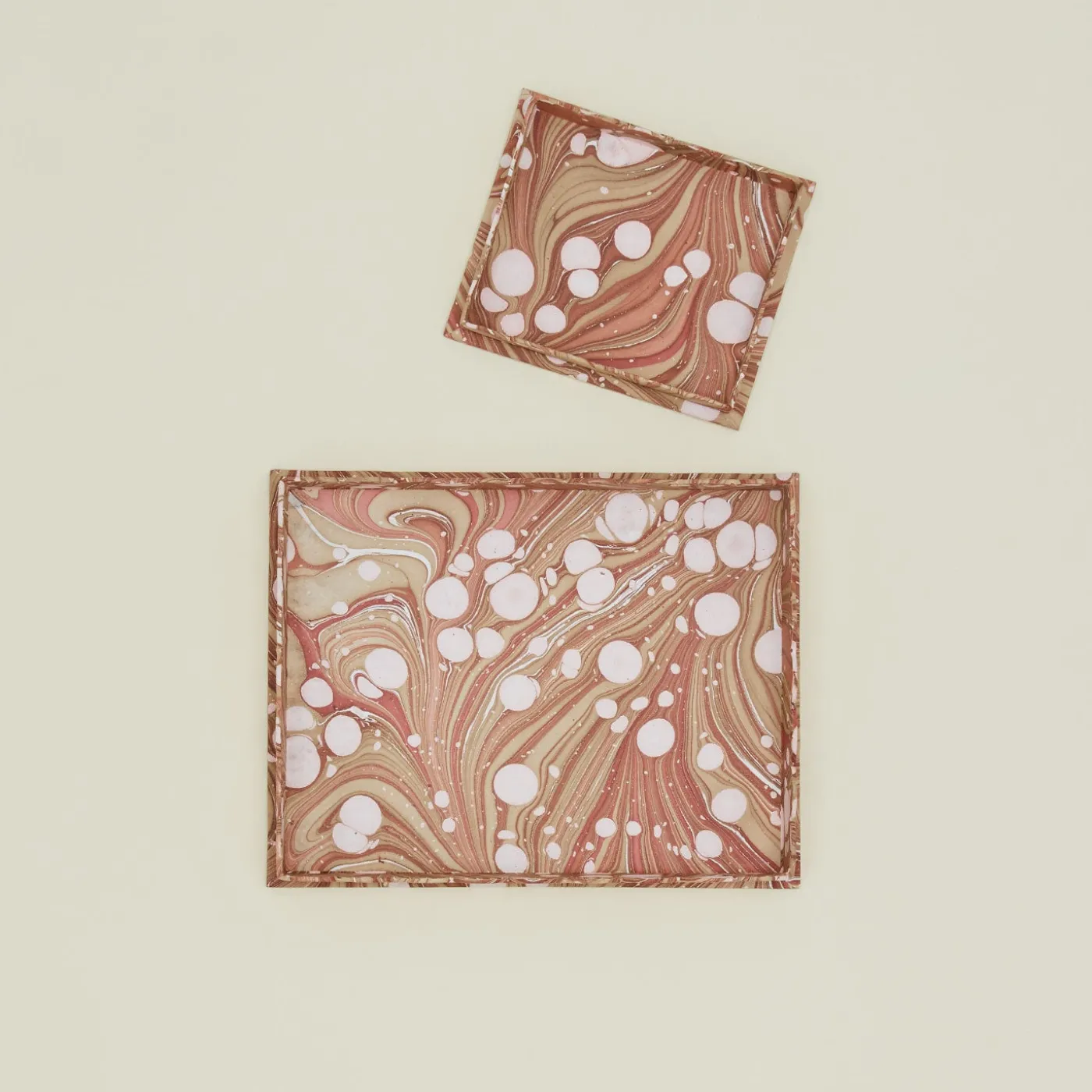 Marbleized Scalloped Tray, Set of 2