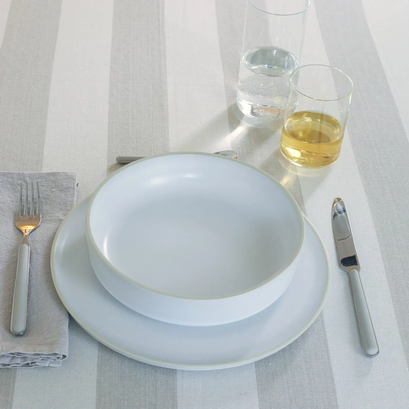 Modernist Low Bowl