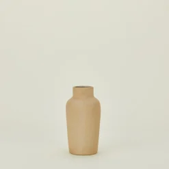 Shaker Vase