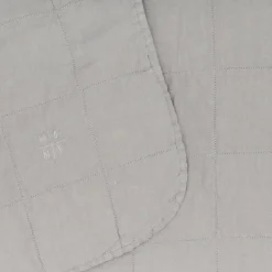 Simple Linen Quilt