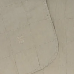 Simple Linen Quilt