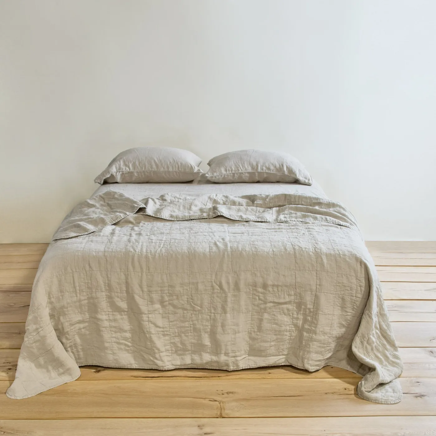Simple Linen Quilt
