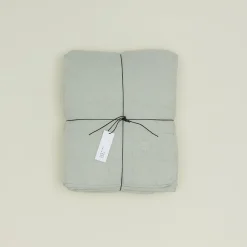 Simple Linen Quilt