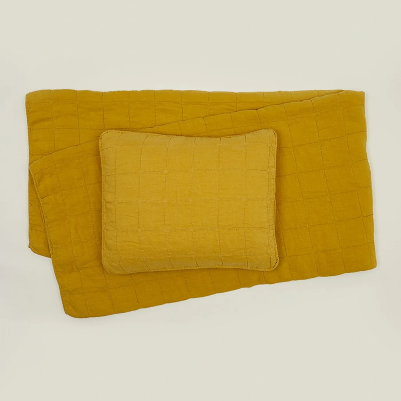 Simple Linen Quilt