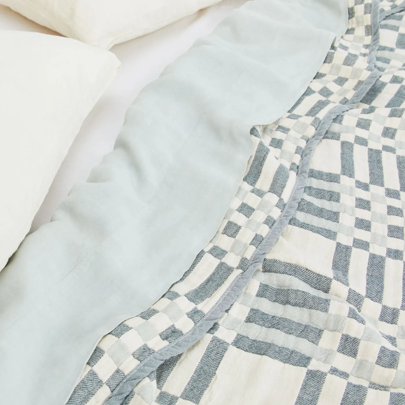 Simple Plaid Blanket
