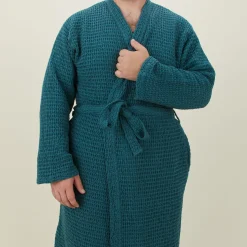 Simple Waffle Bathrobe