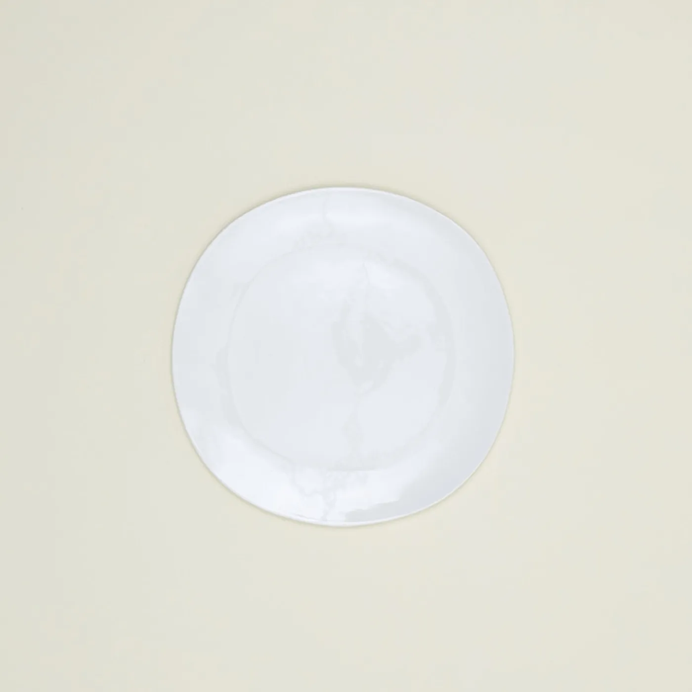 Strata Round Serving Platter - White