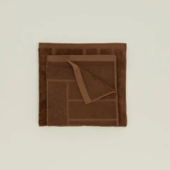 Woodford Towel